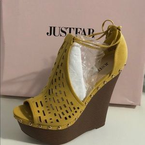 Lucien mustard wedges price is firm